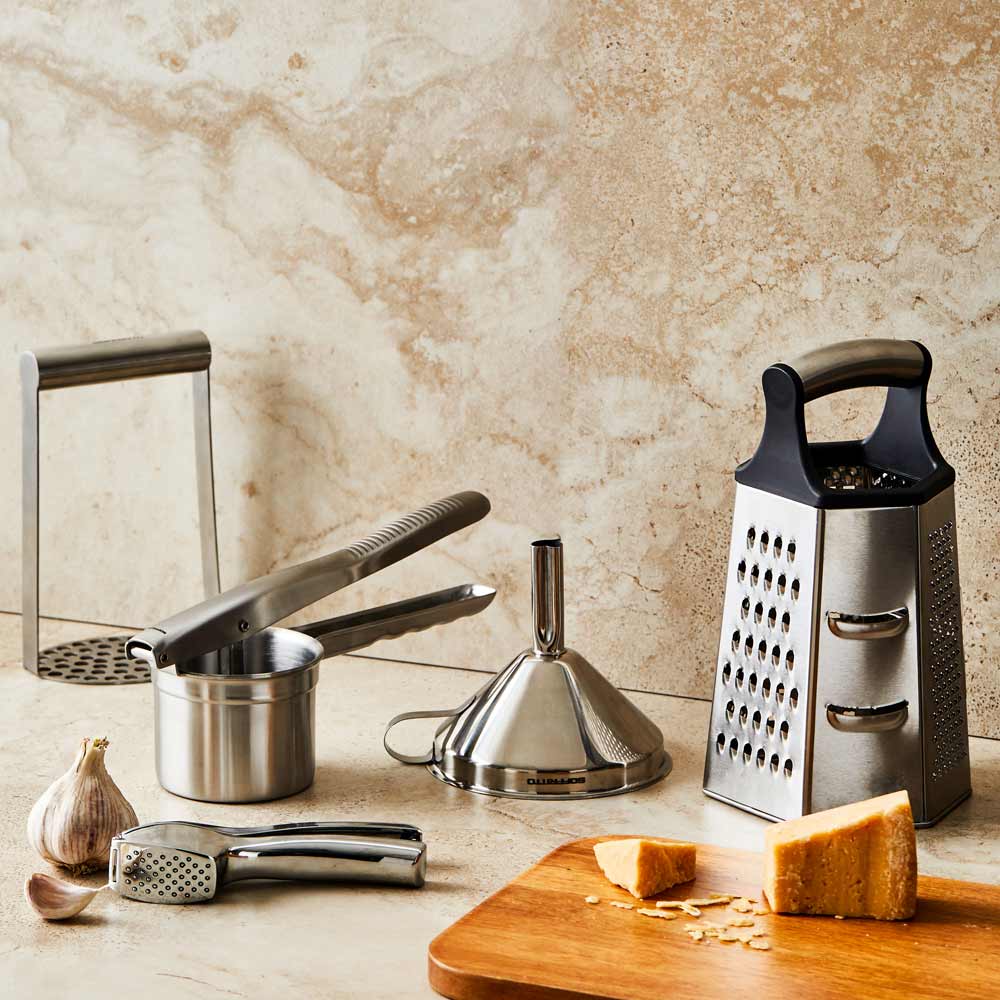 Soffritto A Series Potato Masher