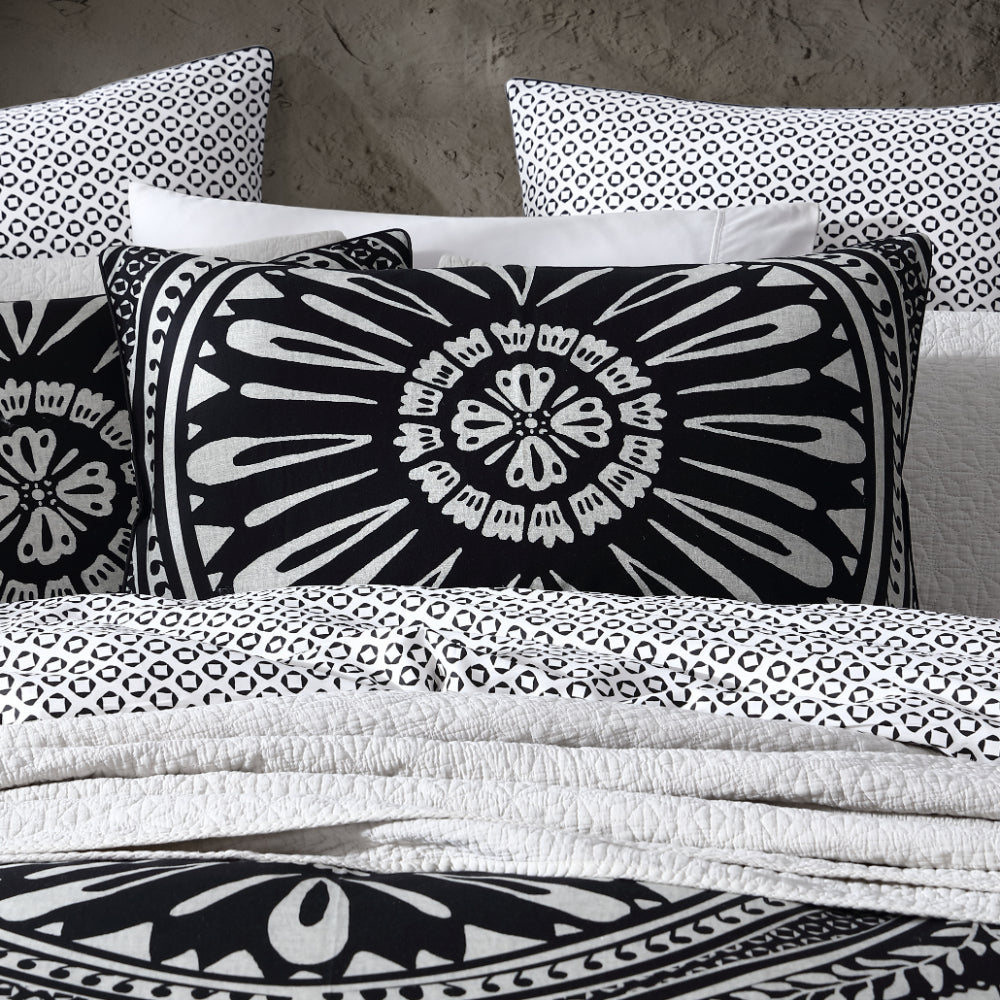 Logan & Mason Noir Nights Quilt Cover Set Black
