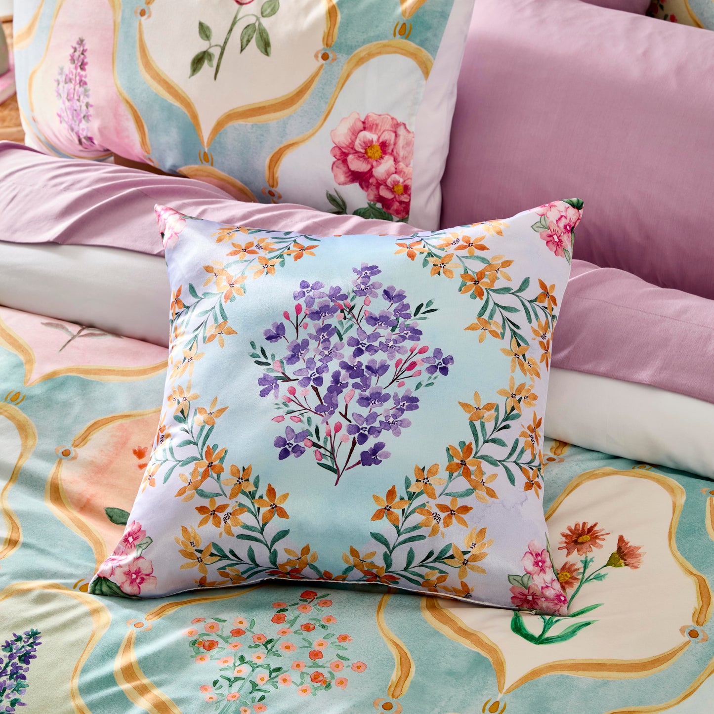 Adorn Living Vaeda Cushion