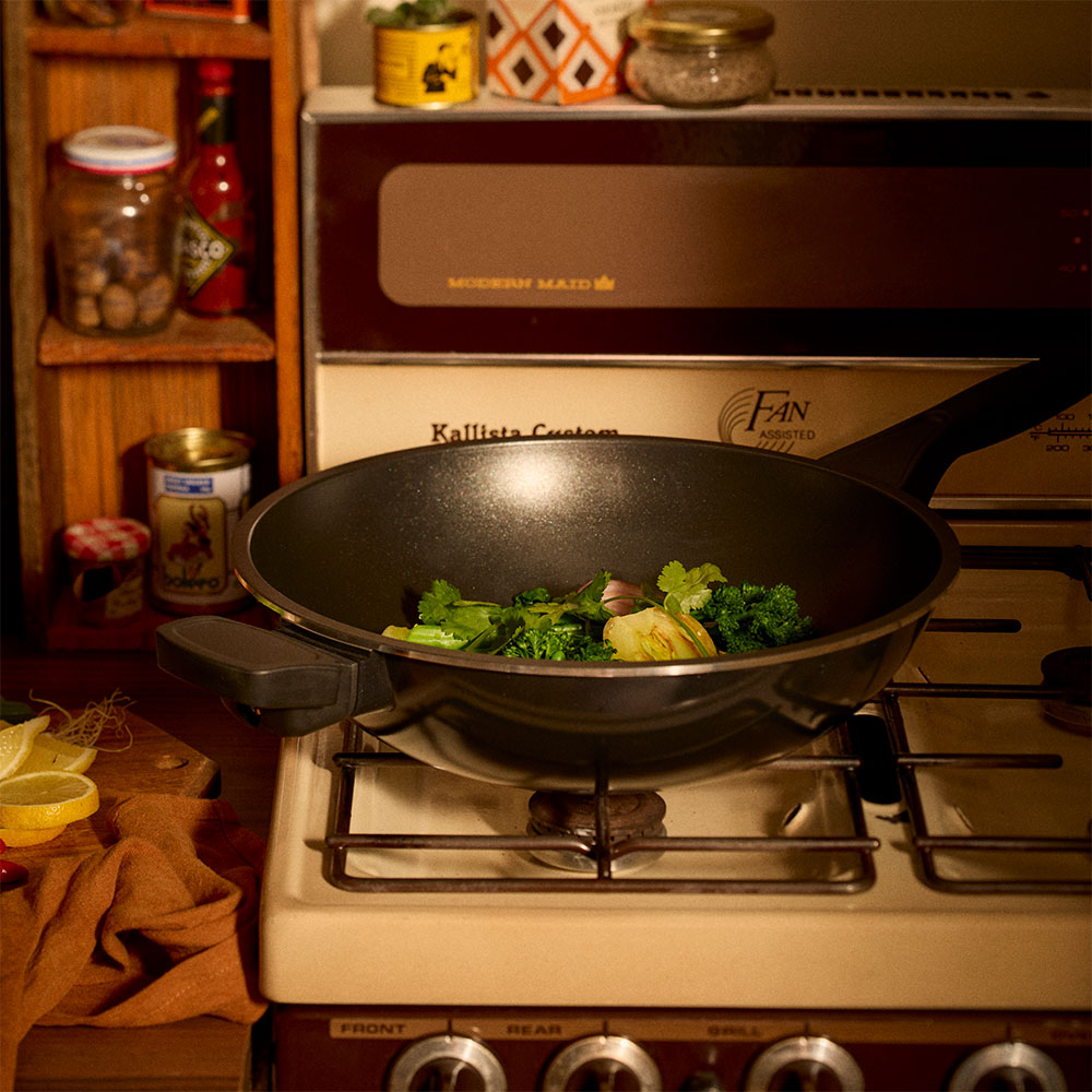 Bessemer Non Stick Stir Fry Pan 32cm Black