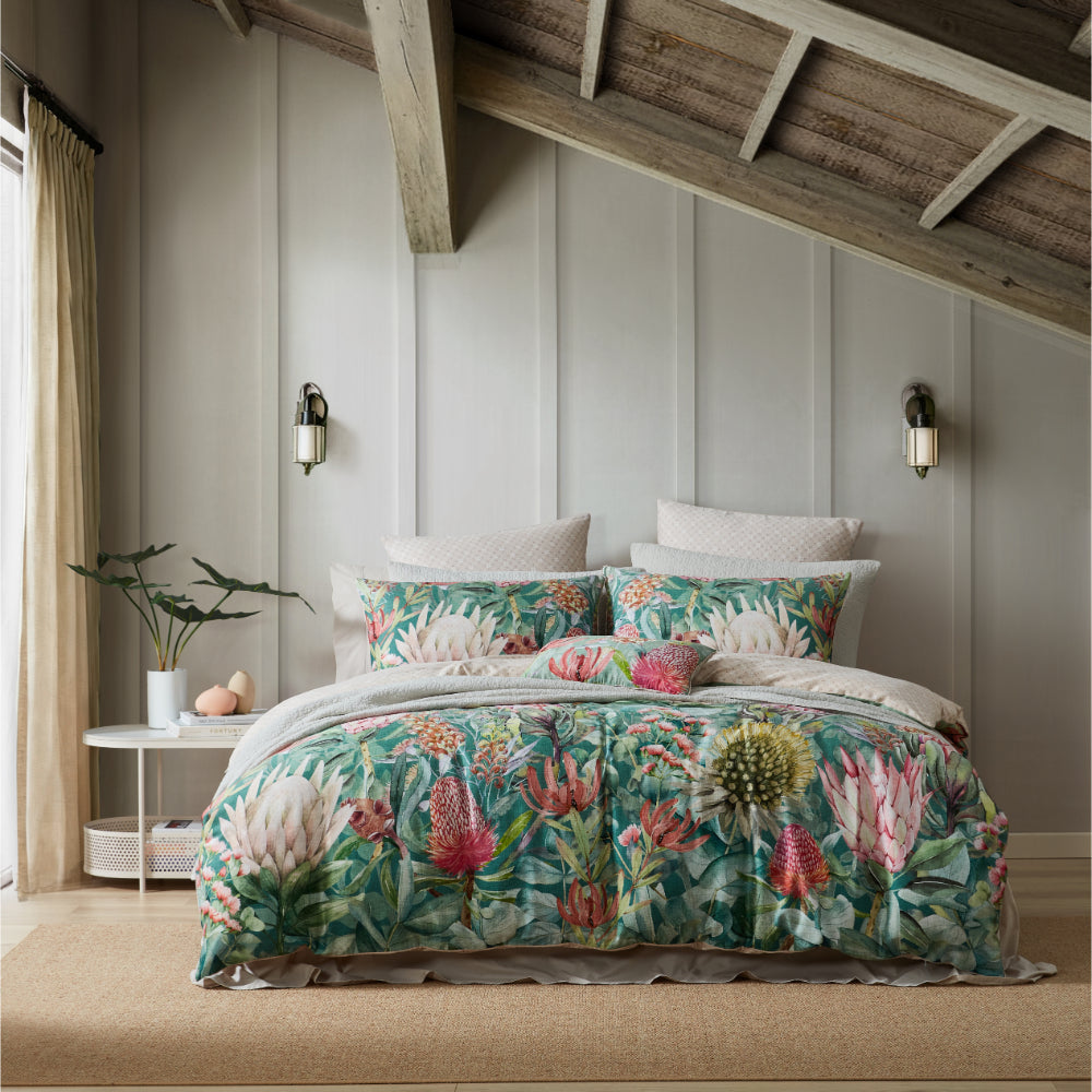 Logan & Mason Floral Gully Quilt Cover Set Sage