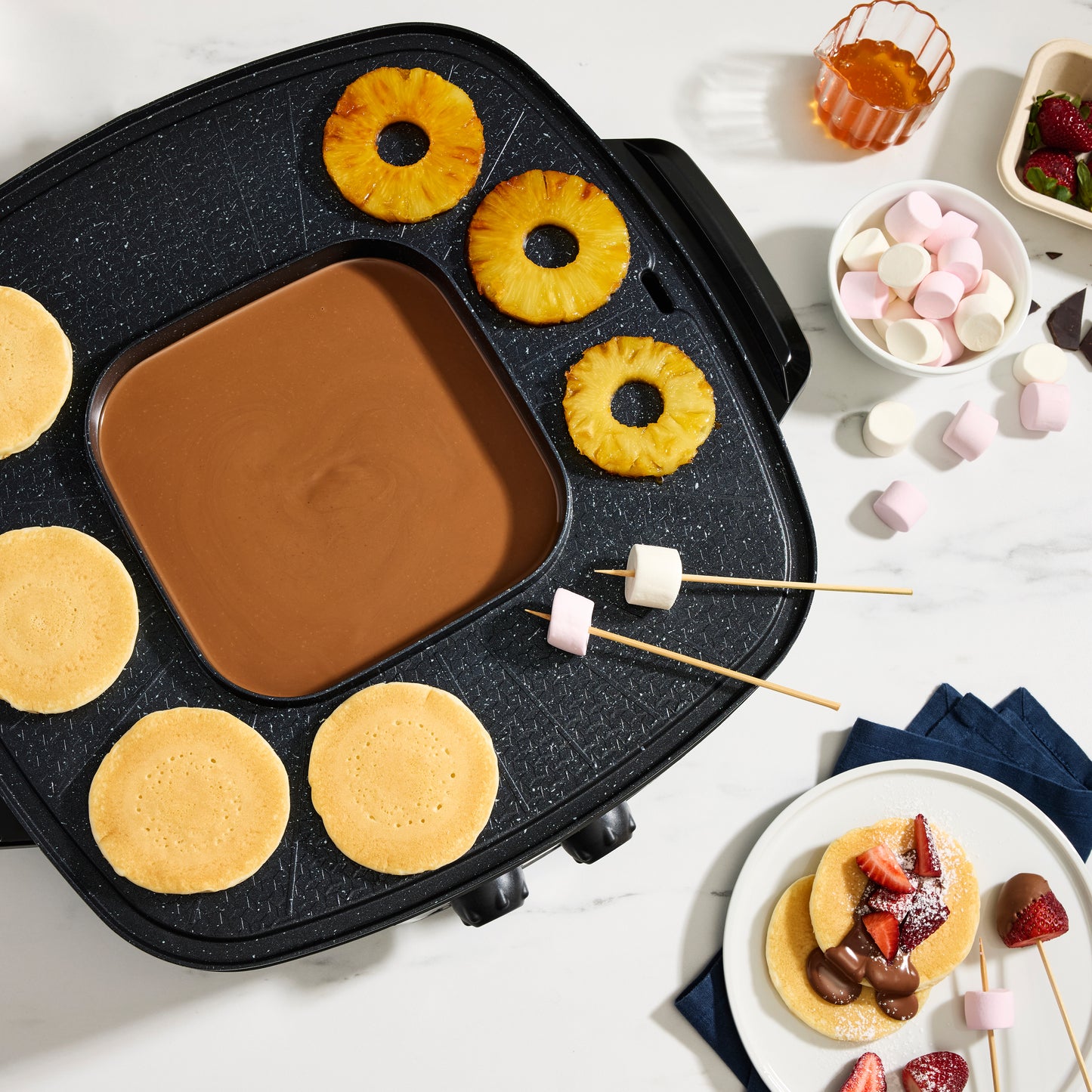 Davis & Waddell 2 In 1 Electric Steamboat Hotpot & Grill