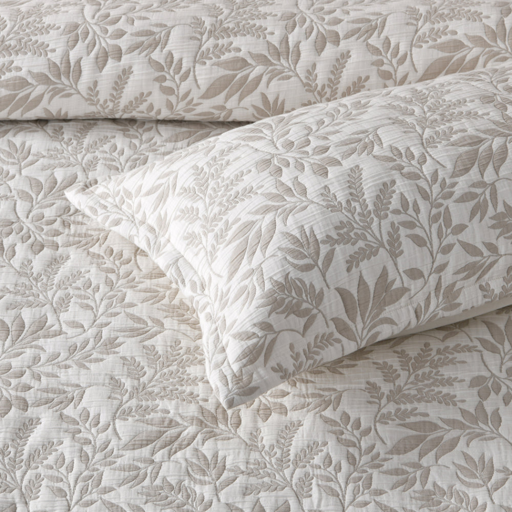 Bianca Amelia Coverlet Set
