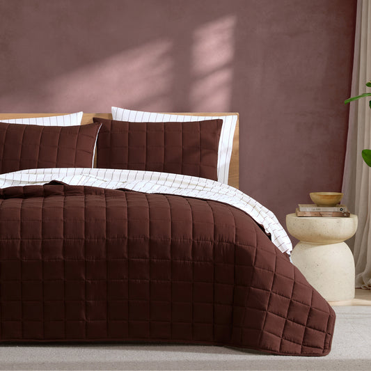 Ardor Chateau Reversible Coverlet Set Queen / King