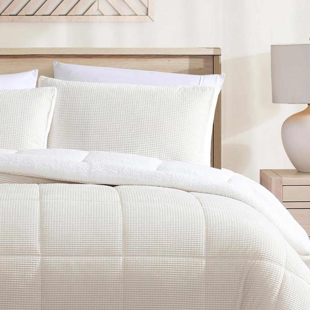 Ardor Boudoir Avalon Faux Fur Sherpa 3 Piece Comforter Set Cream at House