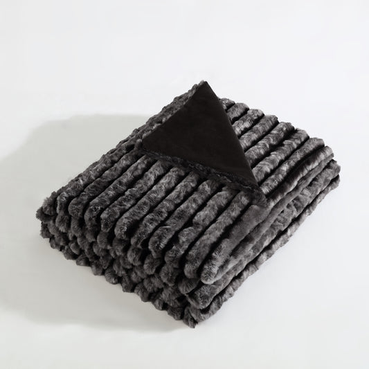 Ardor Cole Faux Fur Throw