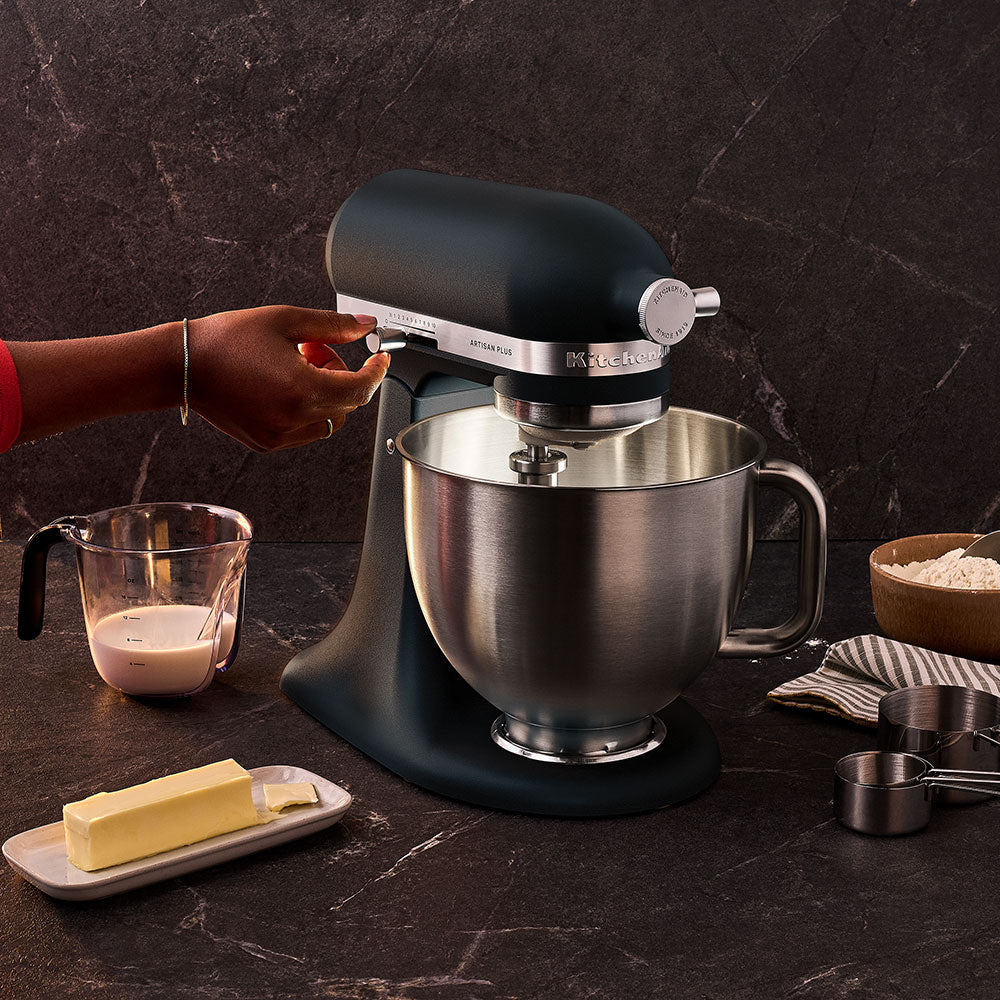 KitchenAid Artisan Plus Tilt-Head Stand Mixer Cast Iron Black