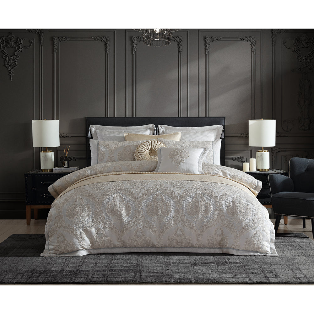 Davinci Emerson Ivory Quilt Cover Set