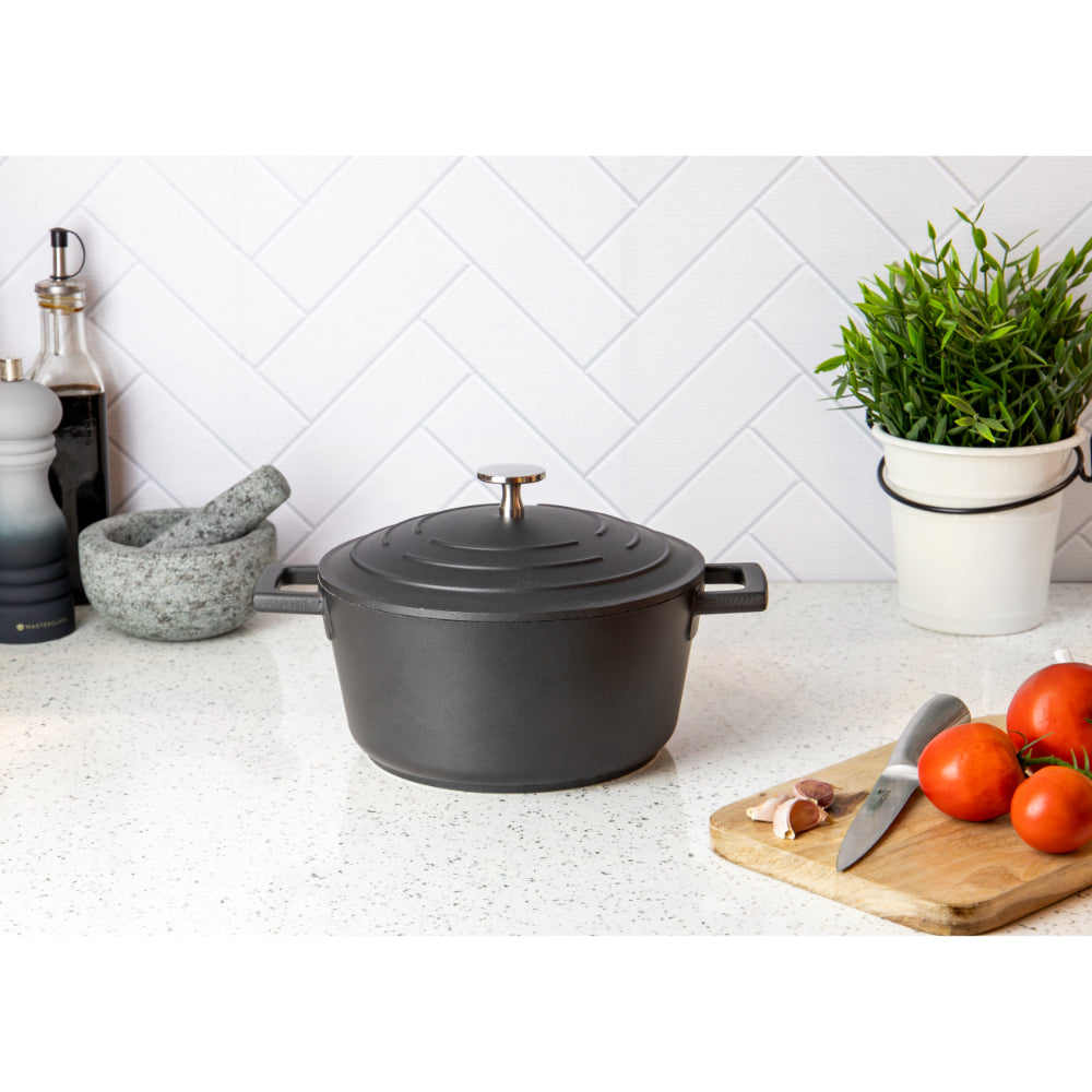 Mastercraft Casserole Dish Cast Aluminium 20cm Black