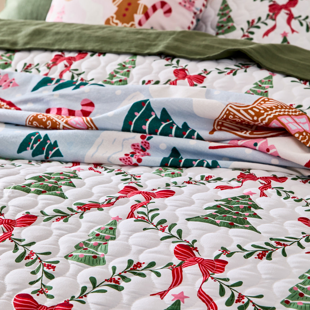 Adorn Living Merry Xmas Coverlet