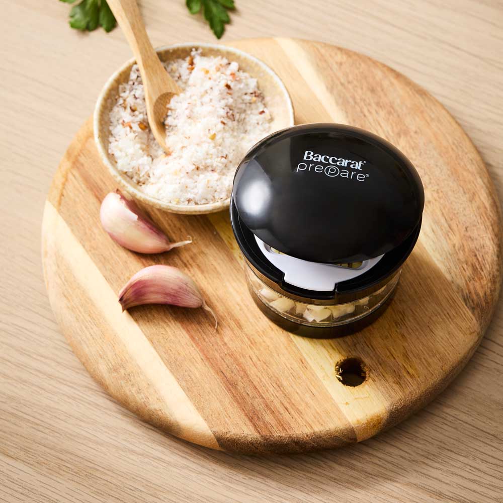 Baccarat Prepare Garlic Dice at House