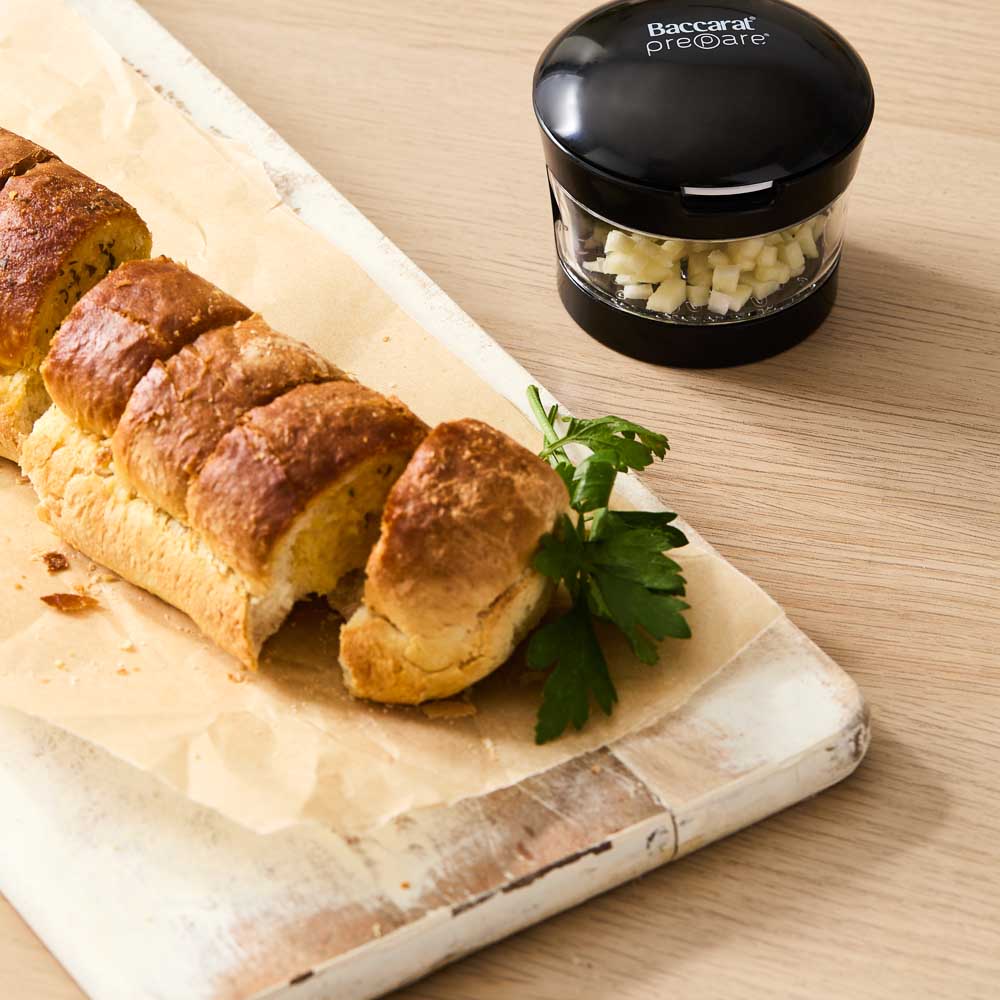 Baccarat Prepare Garlic Dice at House