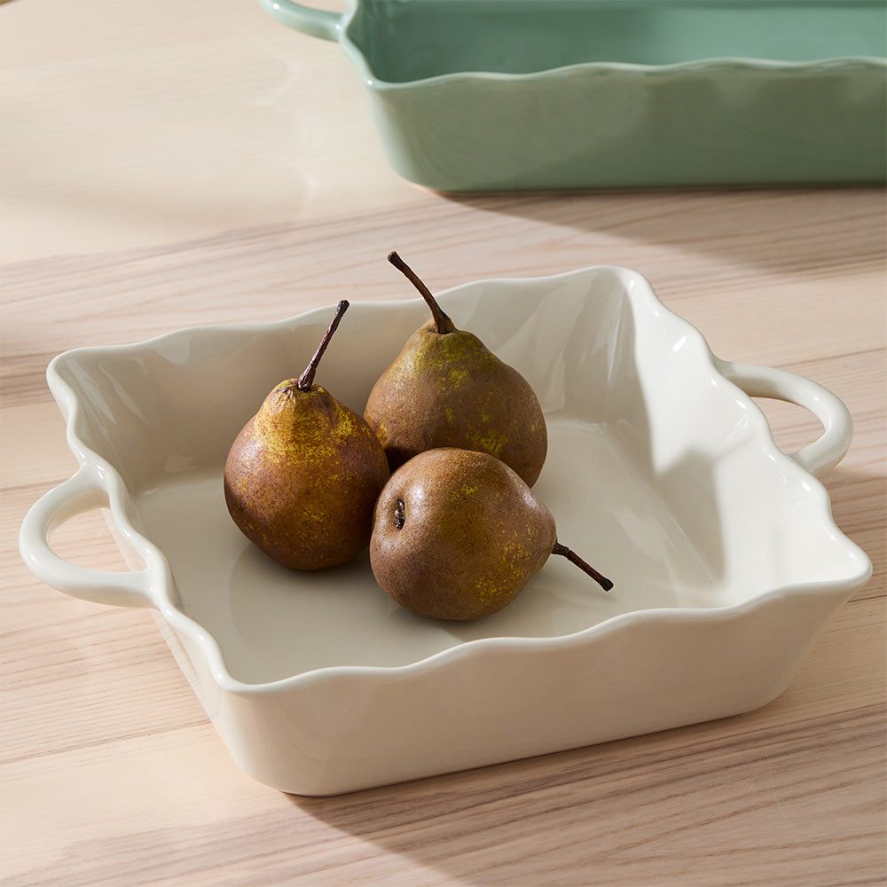 Alex Liddy Harley Square Baker 24cm Stone at House