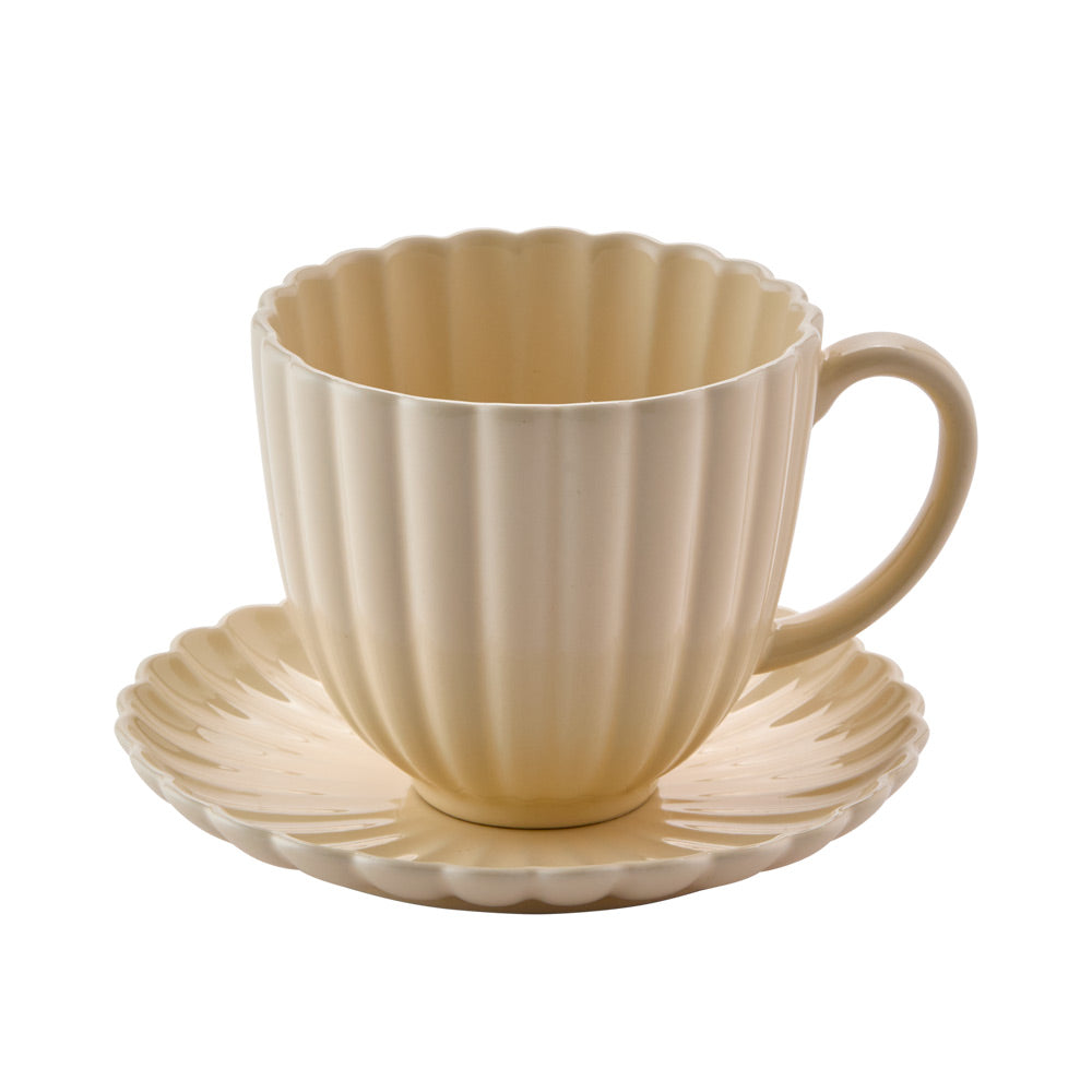 Alex Liddy Posy Teacup And Saucer Set Cream ribbed edge at House