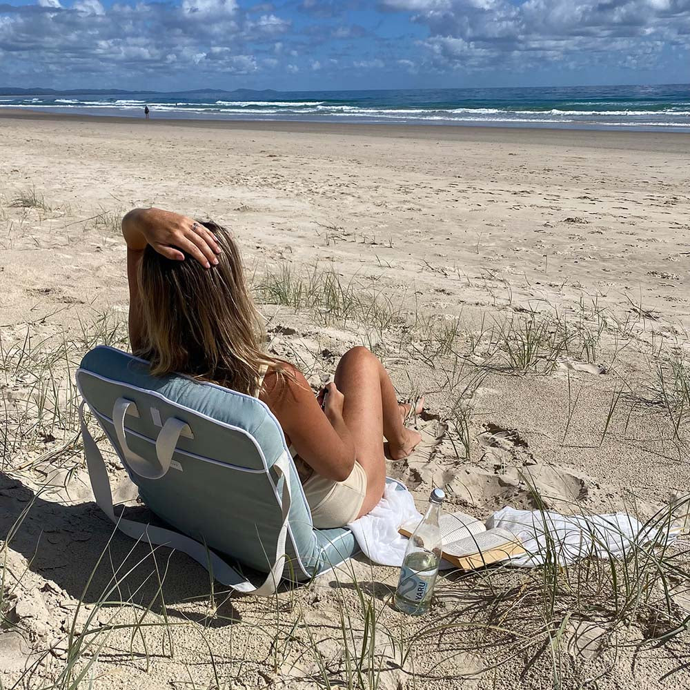 SUNNYLiFE Take Anywhere Folding Chair
