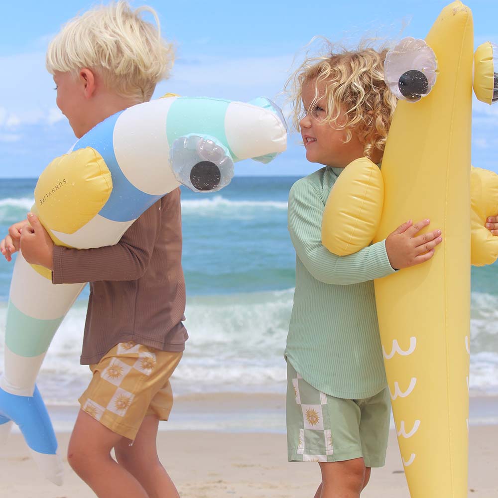 SUNNYLiFE Set of 2 Kids Inflatable Noodles Finn The Fish Multi