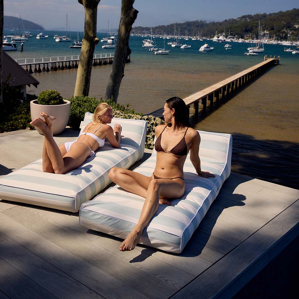 SUNNYLiFE Luxe Lie-On Lounger Float