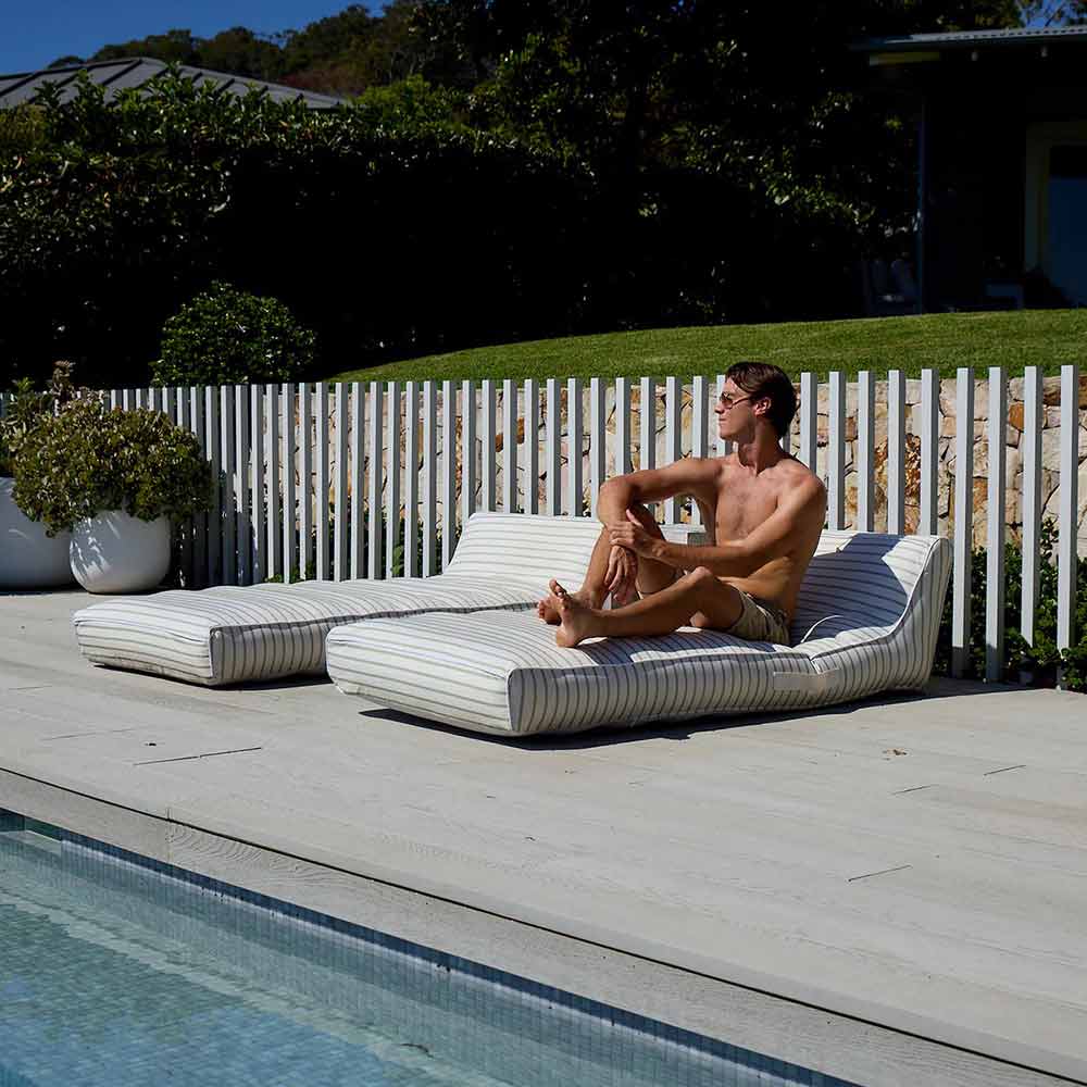 SUNNYLiFE Luxe Lie-On Lounger Float