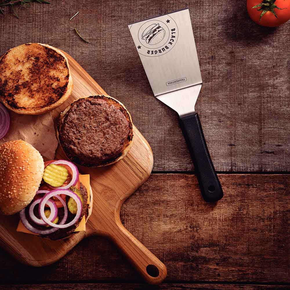 Hamburger Flat Spatula with paddle and burgers - House
