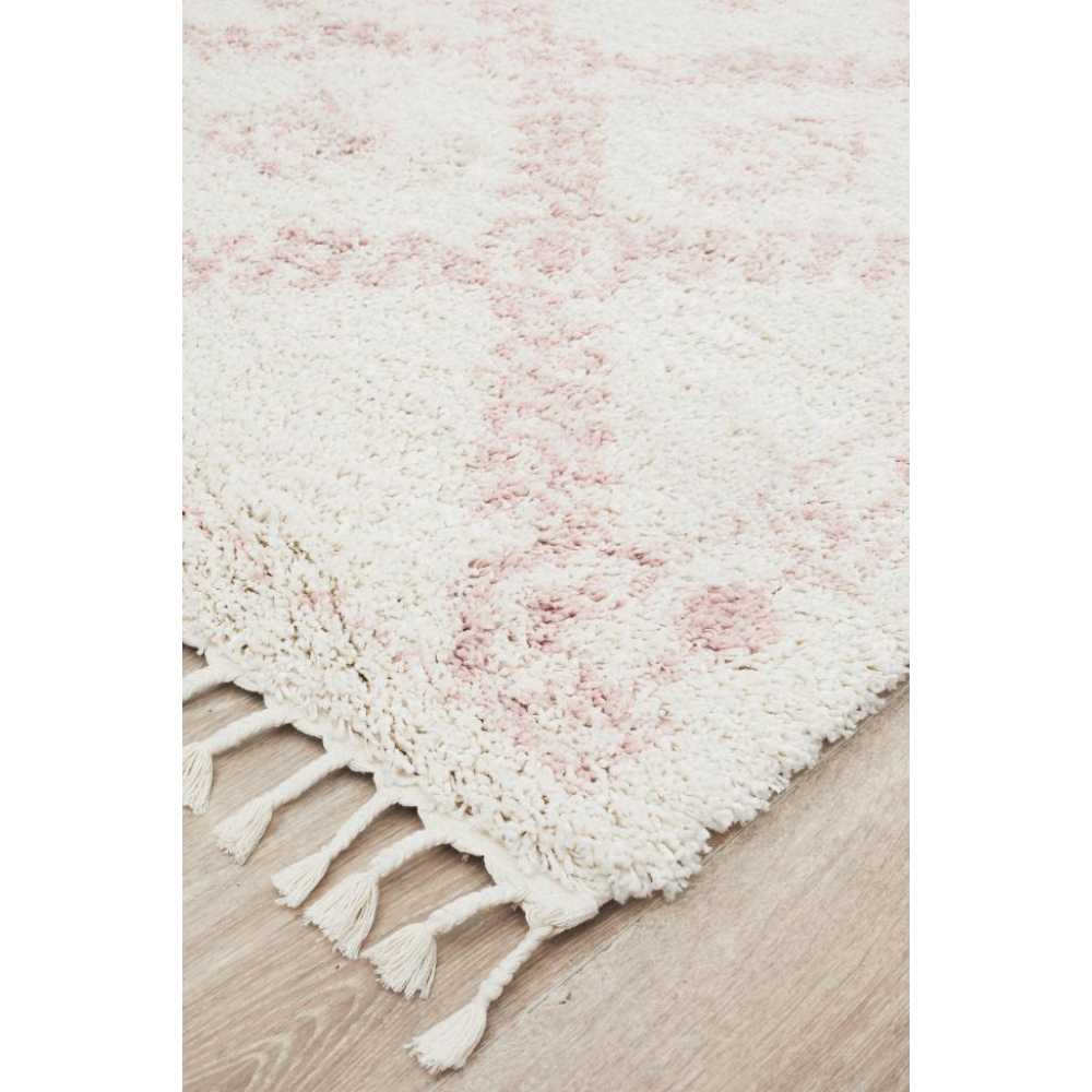 Rug Culture Saffron 33 Rug Pink