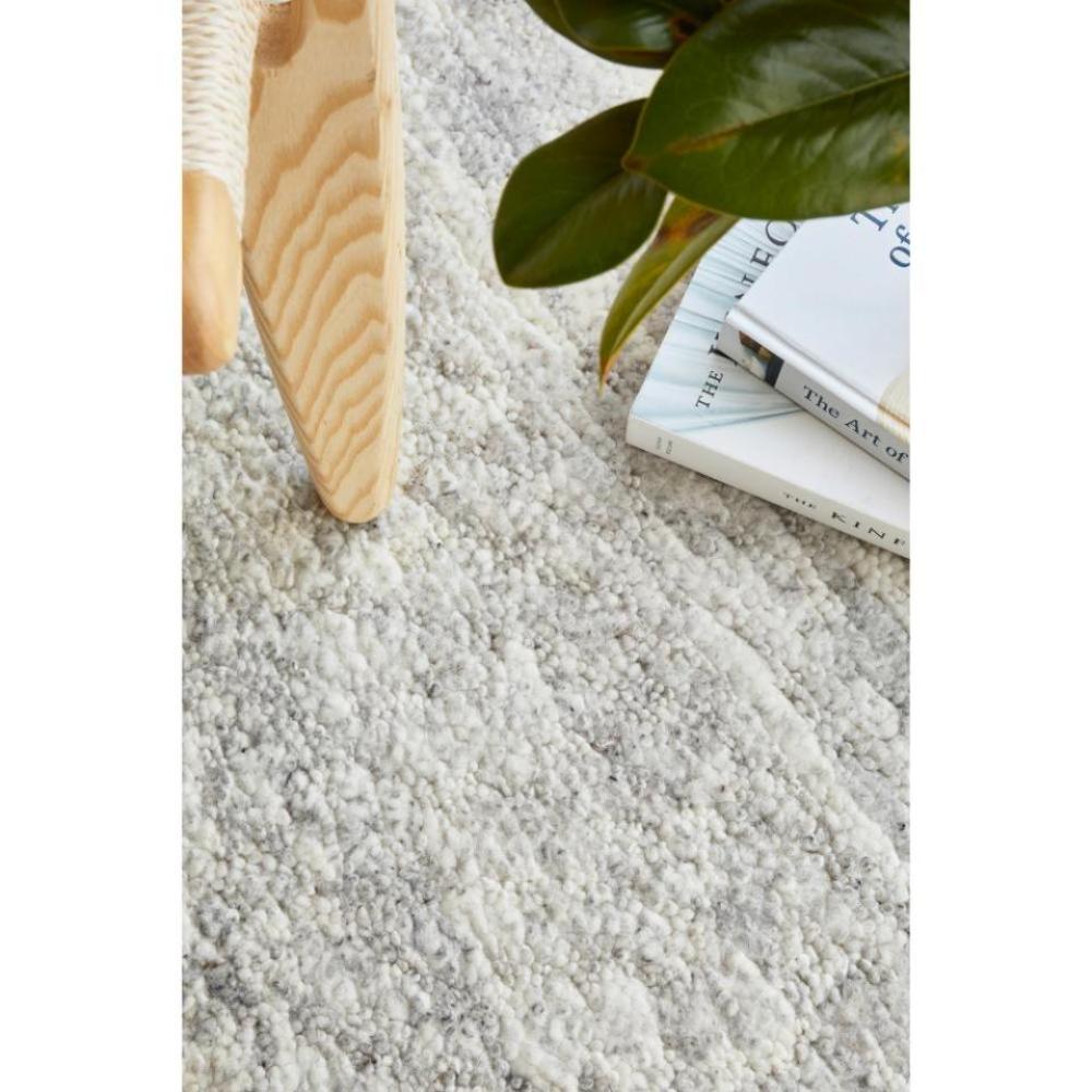 Darren Palmer Travertine Rug Silver