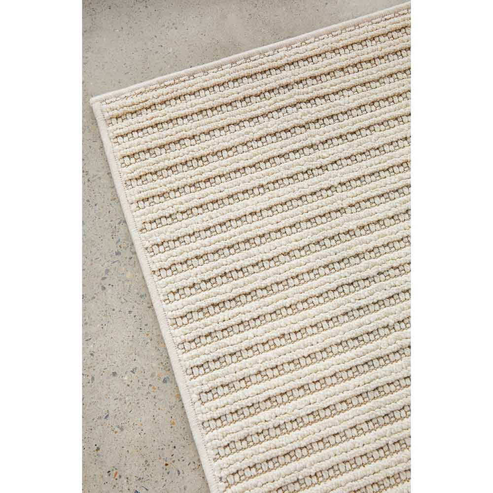 Darren Palmer Sandridge Indoor/Outdoor Runner in Cream detail shot at House