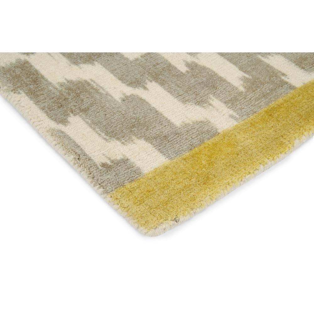 Grey geo diamond print Wool Rug detailed image - House