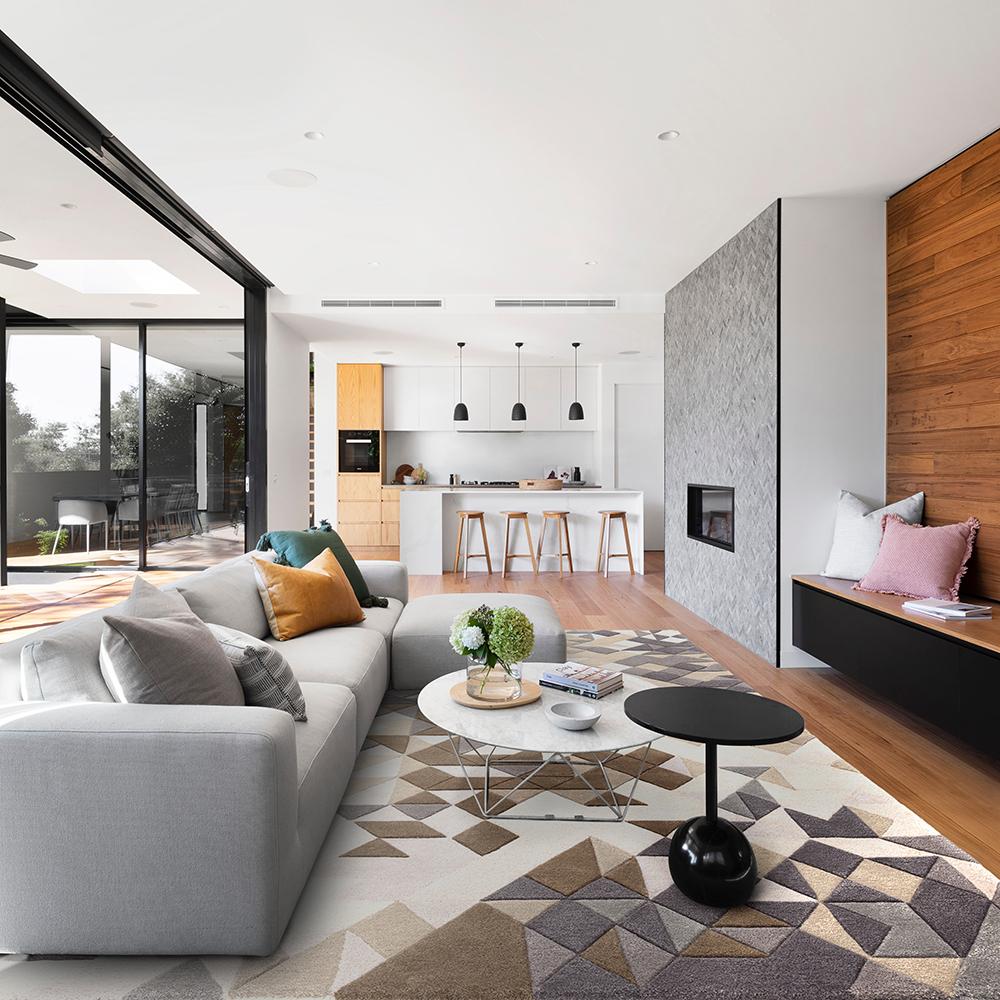 3D effect geometric design wool rug in grey