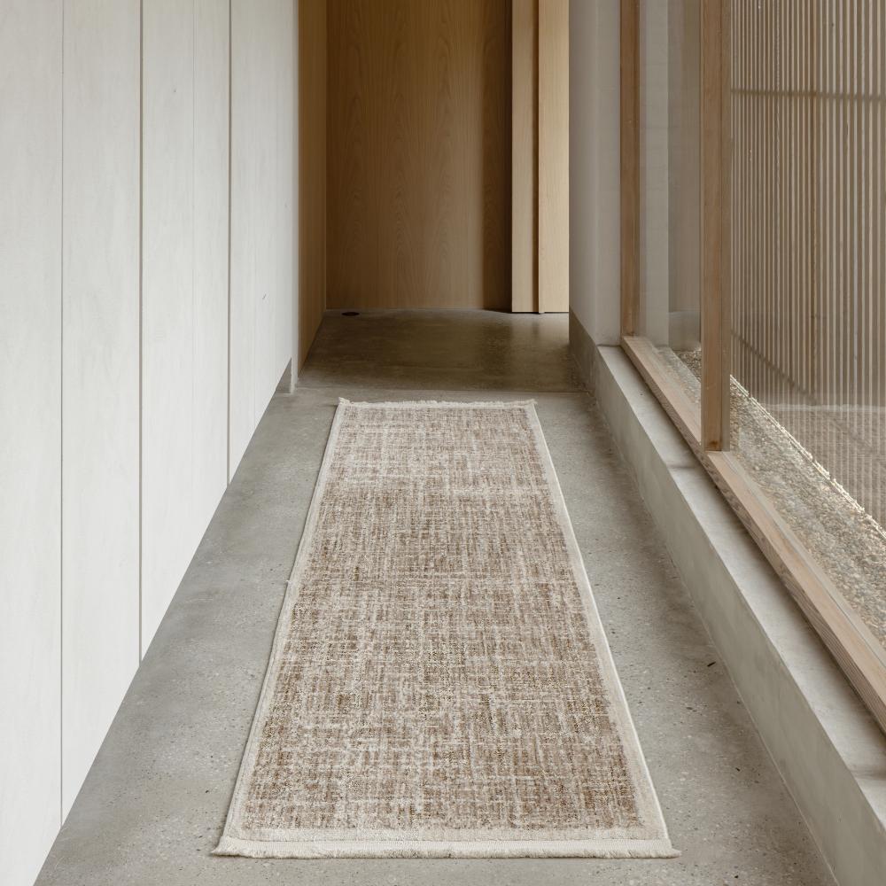 STEPH & GIAN Meadow Runner