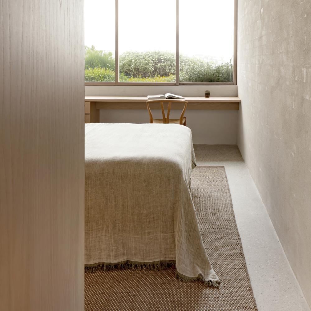 STEPH & GIAN Bark Rug Walnut