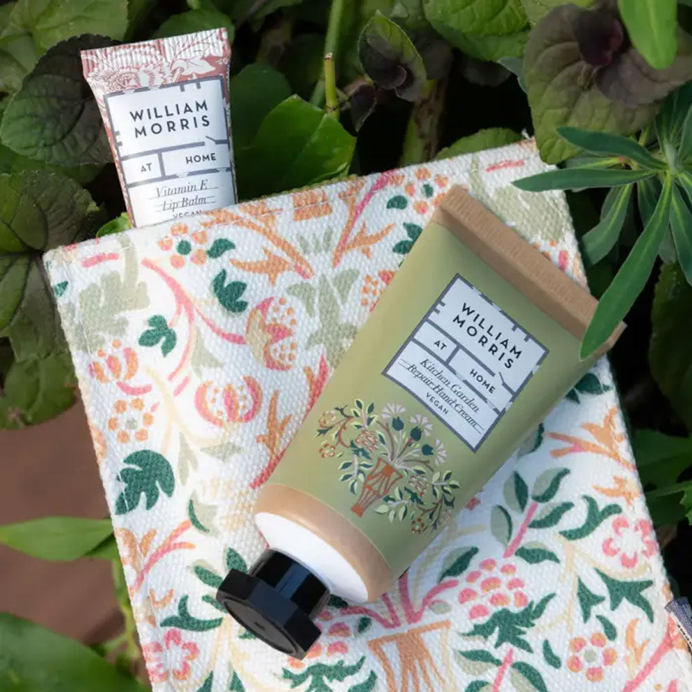 Heathcote & Ivory William Morris at Home Kitchen Garden Back Pocket Duo Gift Set