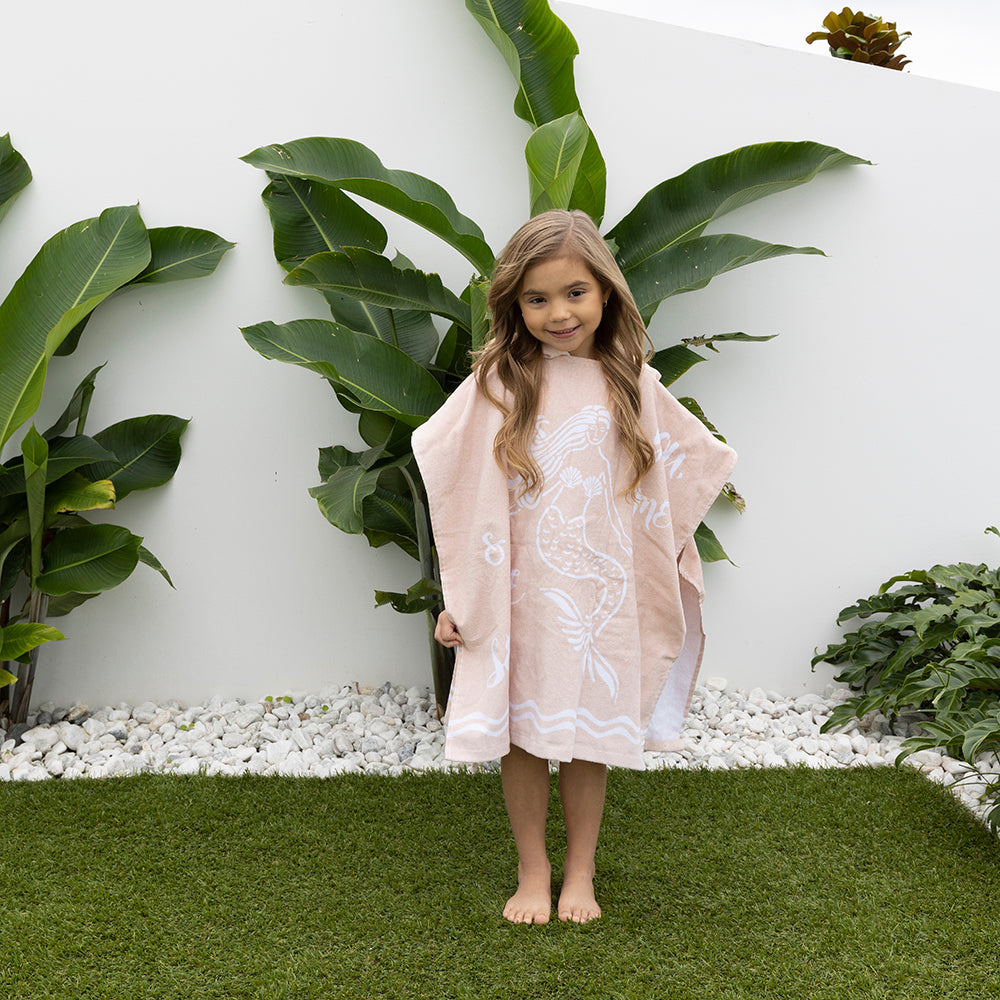 Bambury Poncho Pal You, Me and the Sea