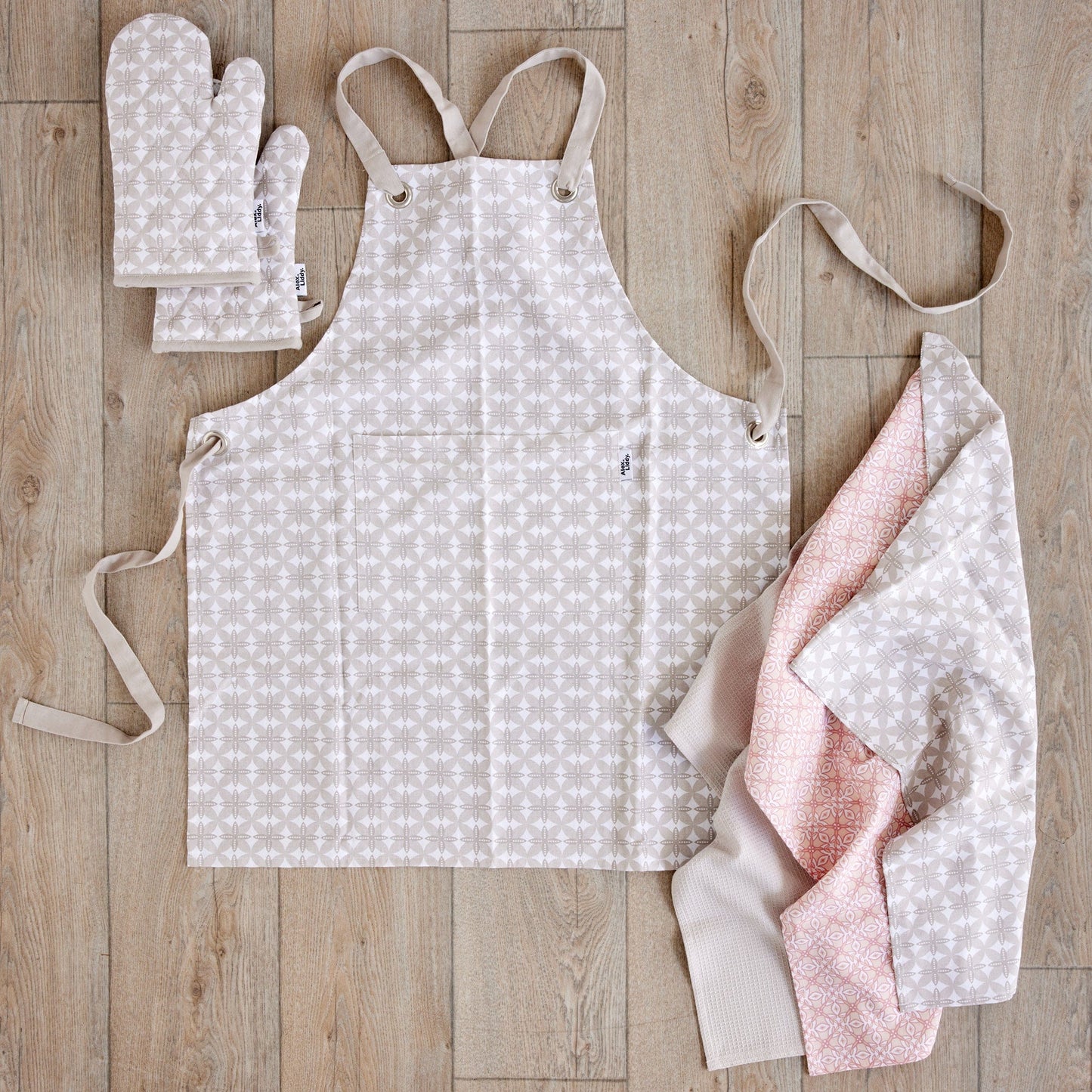 Alex Liddy Geometric Apron Dove